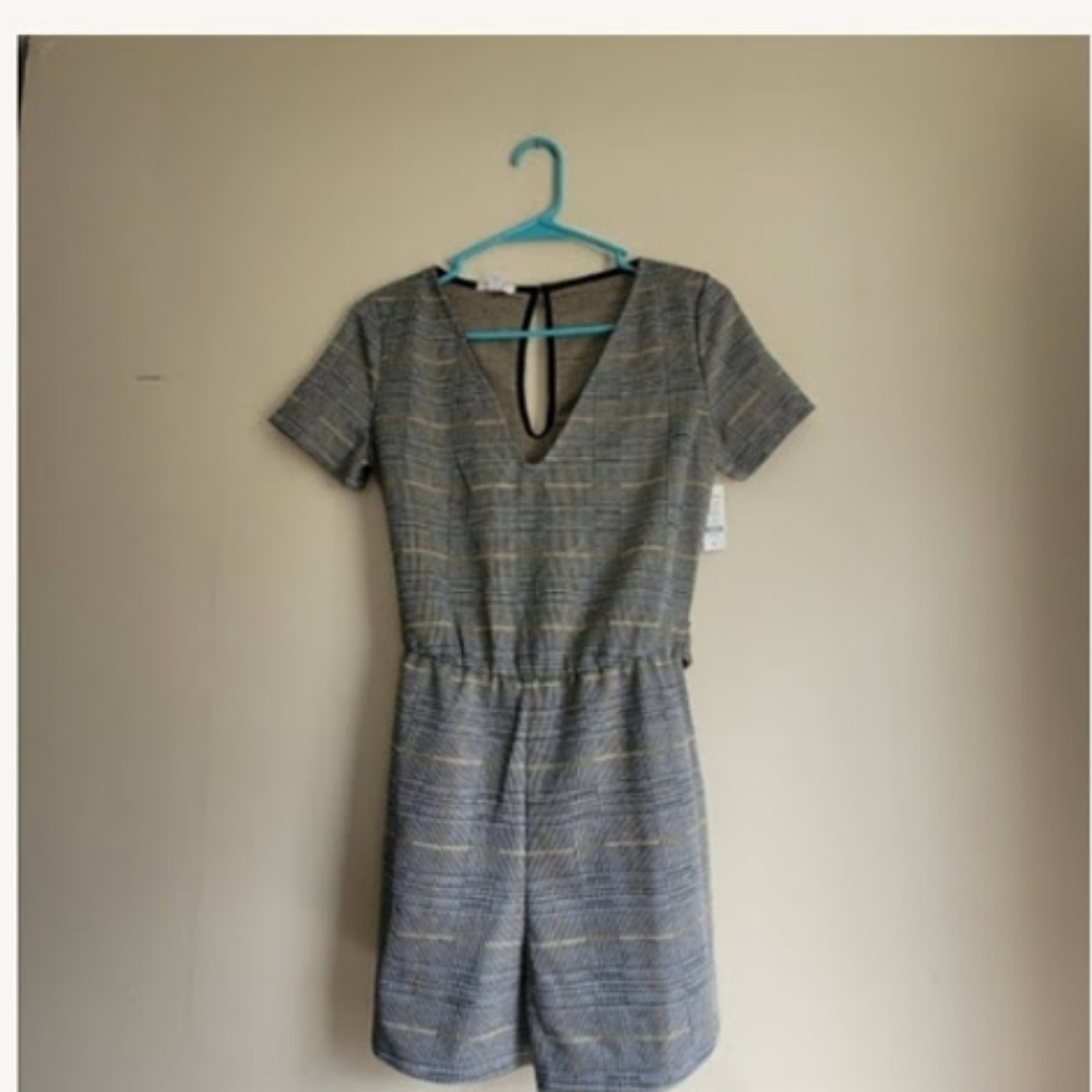 Womens short suit stylish
